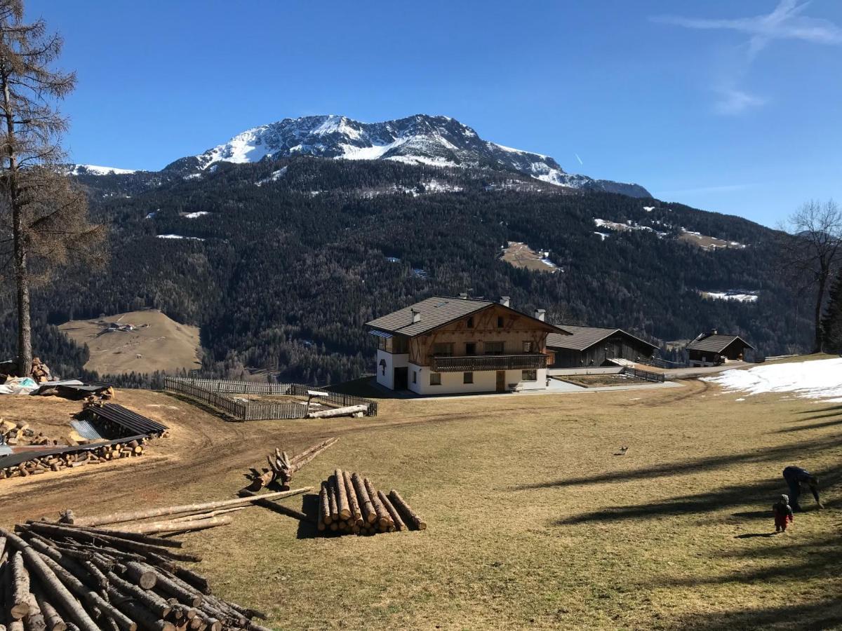 Oeberst-Hof Apartment Sarentino ภายนอก รูปภาพ